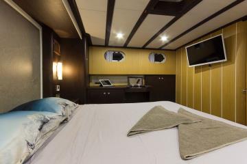 2 cabins Bodrum blue cruise boat Gulet Azra Can