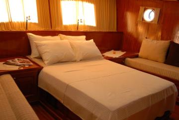 3 cabins Fethiye blue cruise boat Gulet Reina