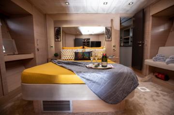 4 cabins Poseidon F motor yacht for rent in Gocek