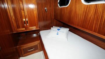 3 kabinli Marmaris mavi yolculuk teknesi Gulet Ketch Me If You Can