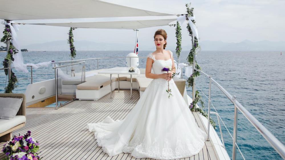 Teknede Düğün