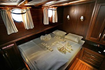 5 kabinli Marmaris mavi yolculuk teknesi Gulet Derya Deniz