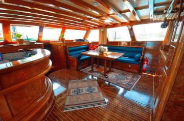 6 kabinli Datça mavi yolculuk teknesi Gulet Peri