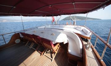 4 kabinli Bodrum mavi yolculuk teknesi Gulet Furkan 3