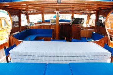 4 cabins Bodrum blue cruise boat Gulet Deniz C