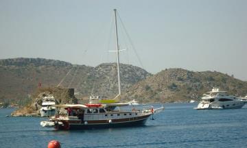 4 kabinli Bozburun mavi yolculuk teknesi Gulet Ceylan İpek