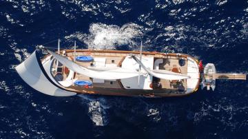4 kabinli Bodrum mavi yolculuk teknesi Gulet Atalante