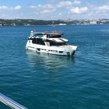 42 kişilik İstanbul Boğazı kiralık yat Olimbera teknesi