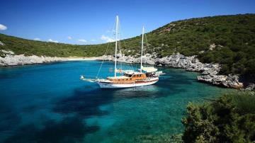 5 cabins Bodrum blue cruise boat Gulet Laram