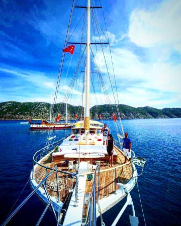 7 kabinli Fethiye mavi yolculuk teknesi Gulet Cheers