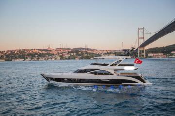 35 kişilik İstanbul Boğazı kiralık yat Kaderim 8 teknesi