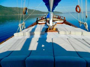 6 kabinli Bodrum mavi yolculuk teknesi Gulet Aşkım Deniz