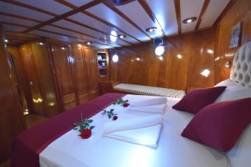 5 cabins Gocek blue cruise boat Gulet Su Sesi