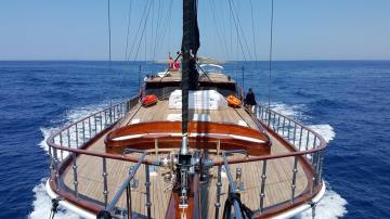 6 kabinli Bodrum mavi yolculuk teknesi Gulet Kaya Guneri Plus