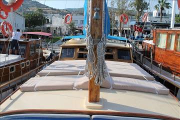 4 kabinli Marmaris mavi yolculuk teknesi Gulet Merve 2