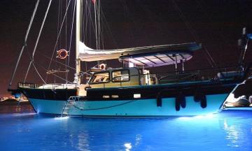 3 kabinli Bodrum mavi yolculuk teknesi Gulet Nostalgia