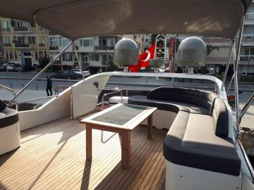 12 kişilik İstanbul Boğazı kiralık yat Millennium teknesi